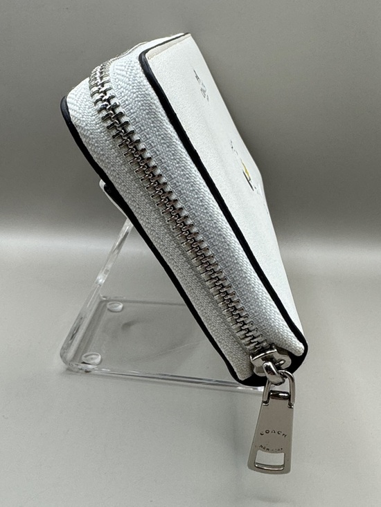 Coach x Peanuts Snoopy Accordion Zip Leather Wallet - Picture 3 of 9